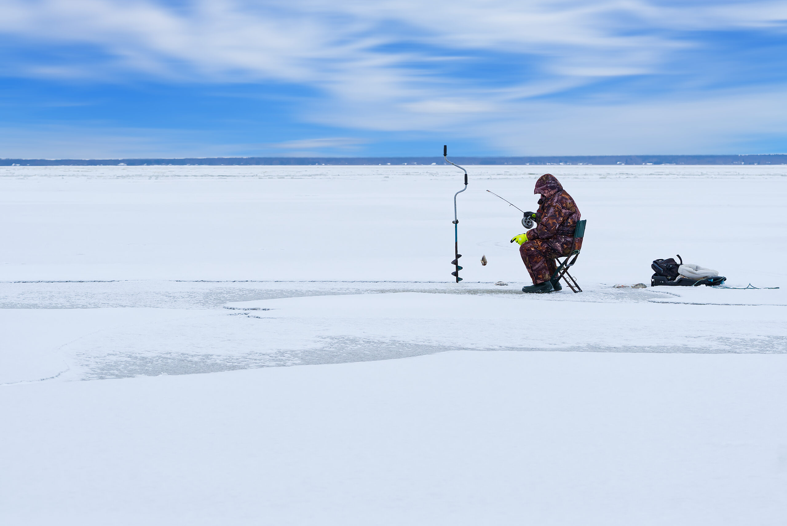 The Ultimate Ice Fishing Guide: Catching Fish Like a Boss Make Money,Make Money From Your Passion